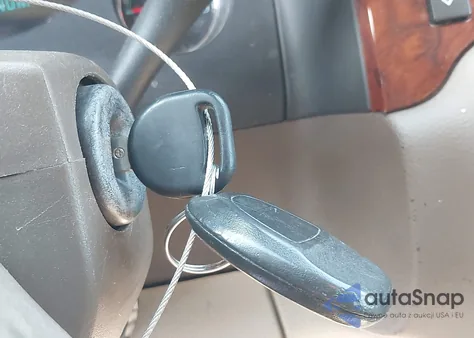 2011 GMC Yukon Sle из США, поврежденный, VIN 1GKS1AE02BR272153